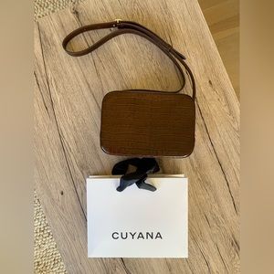 Cuyana Camera Bag